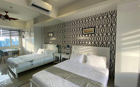 Calyx Residences 18I